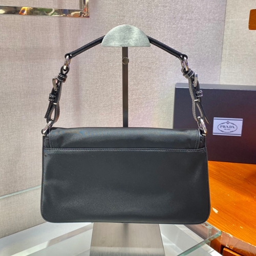 프라다 나일론 호보백 1BD667 MX