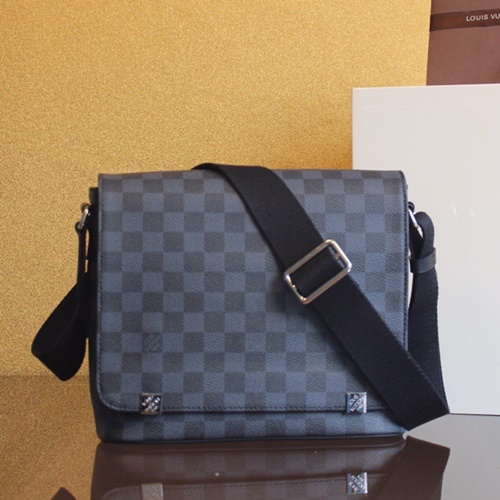 루이비통 디스트릭트 PM 메신저백 N41028-1 H5