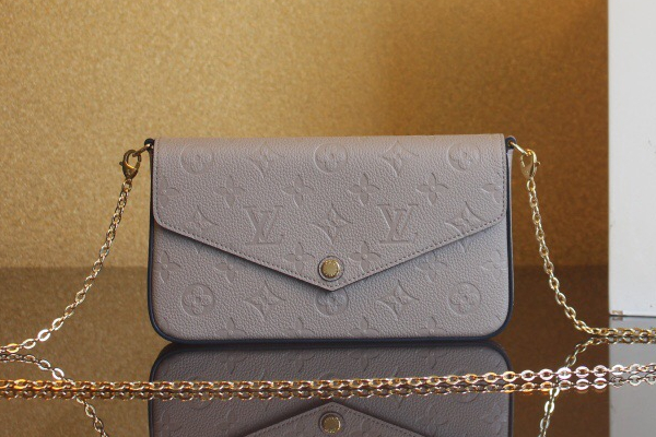 루이비통 포쉐트 펠리시 체인 숄더백 신상 M68697 H5