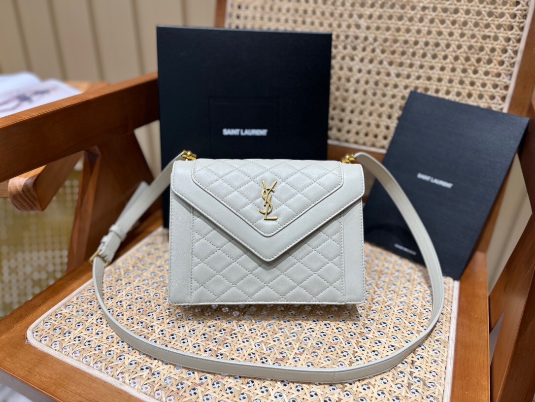 생로랑 더야스 gaby 퀼팅 미니 샤첼백 685574  BG-SL