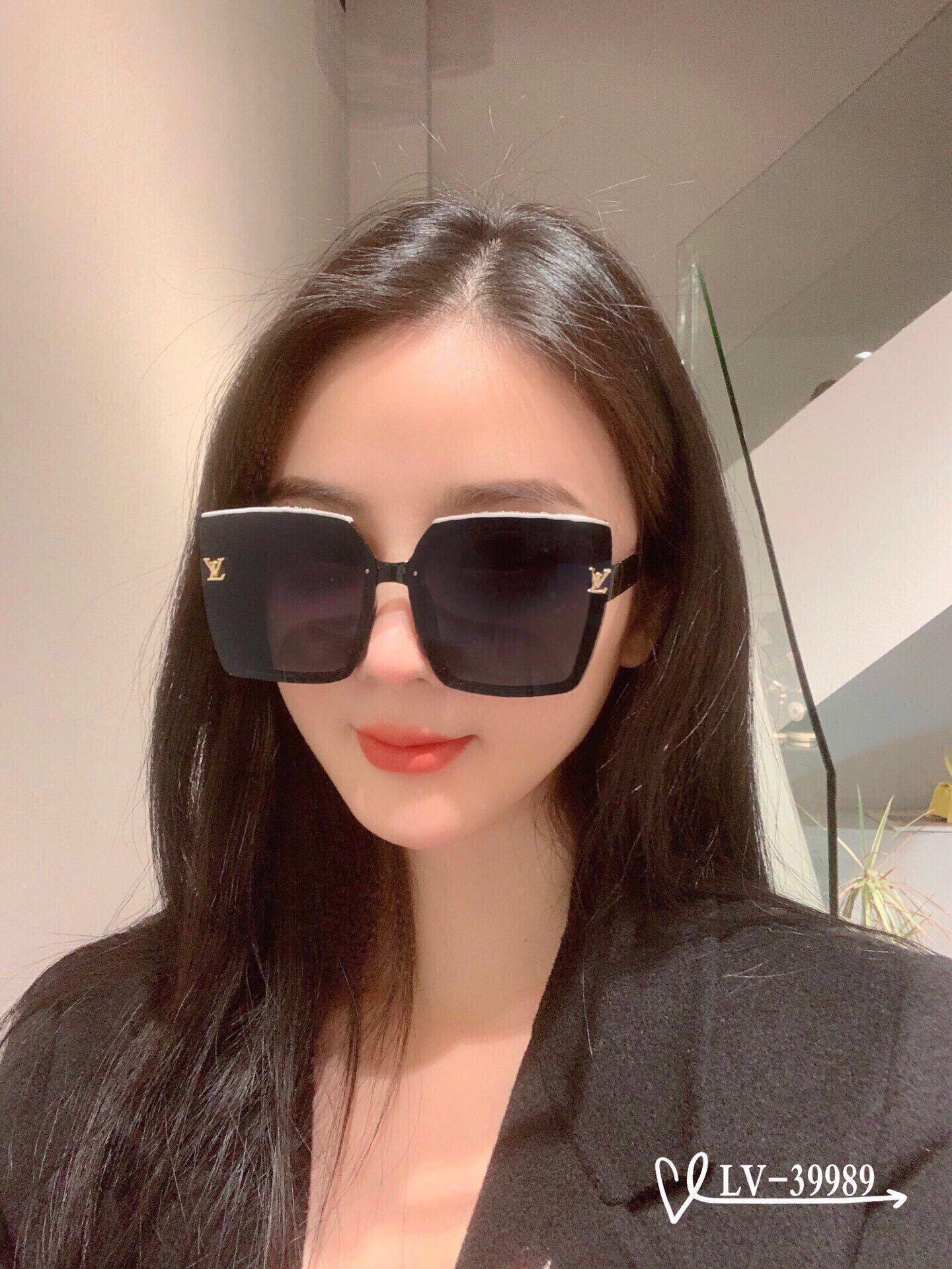 루이비통 2022 여성용 선글라스 LV005 SG1-A