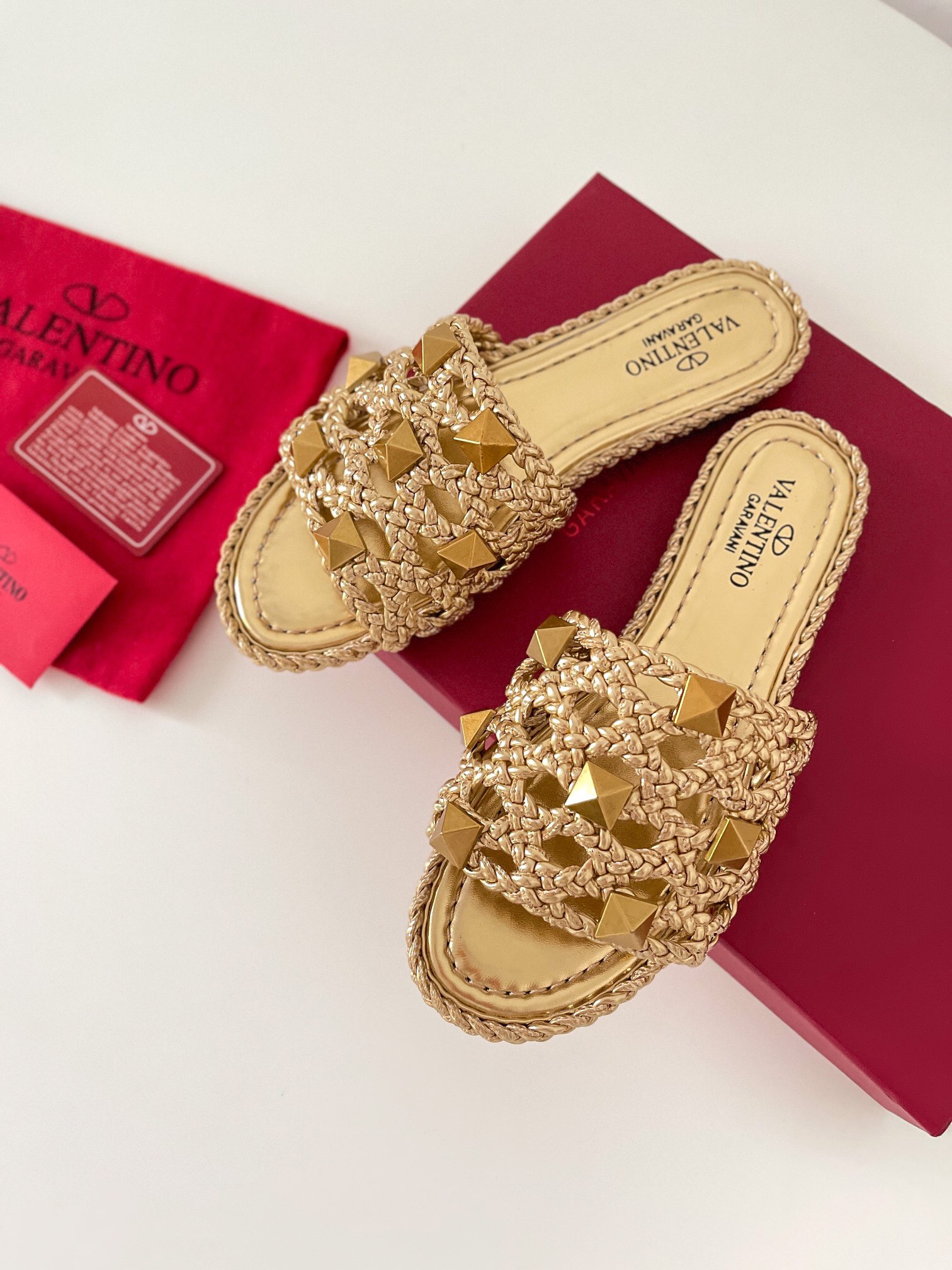 발렌티노 2022 여성용  슬리퍼 WA648 SH-D