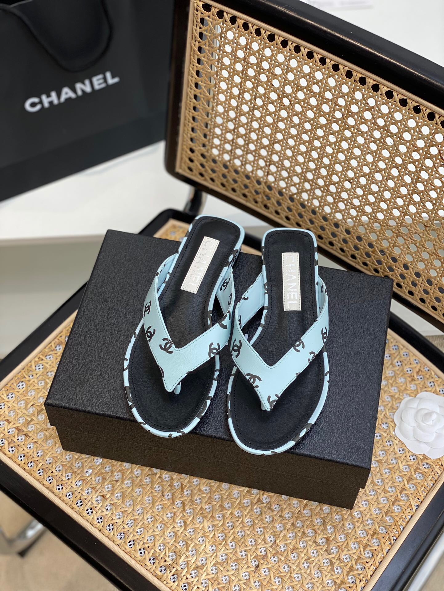 샤넬 2022 여성용  슬리퍼 WA690 SH-D