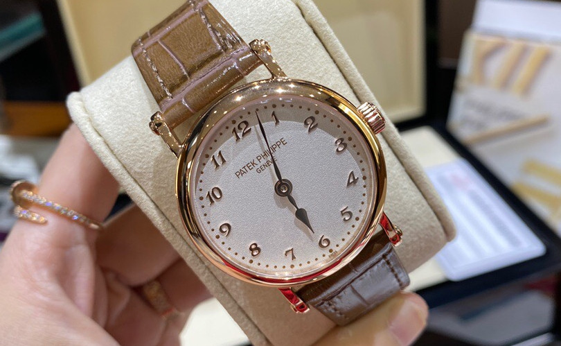 PATEK PHILIPPE 파텍필립 여성용 시계 7200R-001 WA705 TM