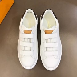 루이비통 2022 남여공용 스니커즈 LV151 SH-H