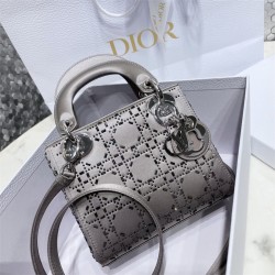 크리스챤 디올   레이디백   C1004 LI