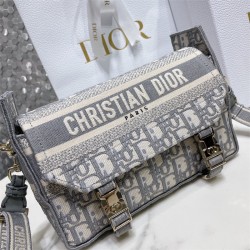 크리스챤 디올   캠프백   M1241 LI