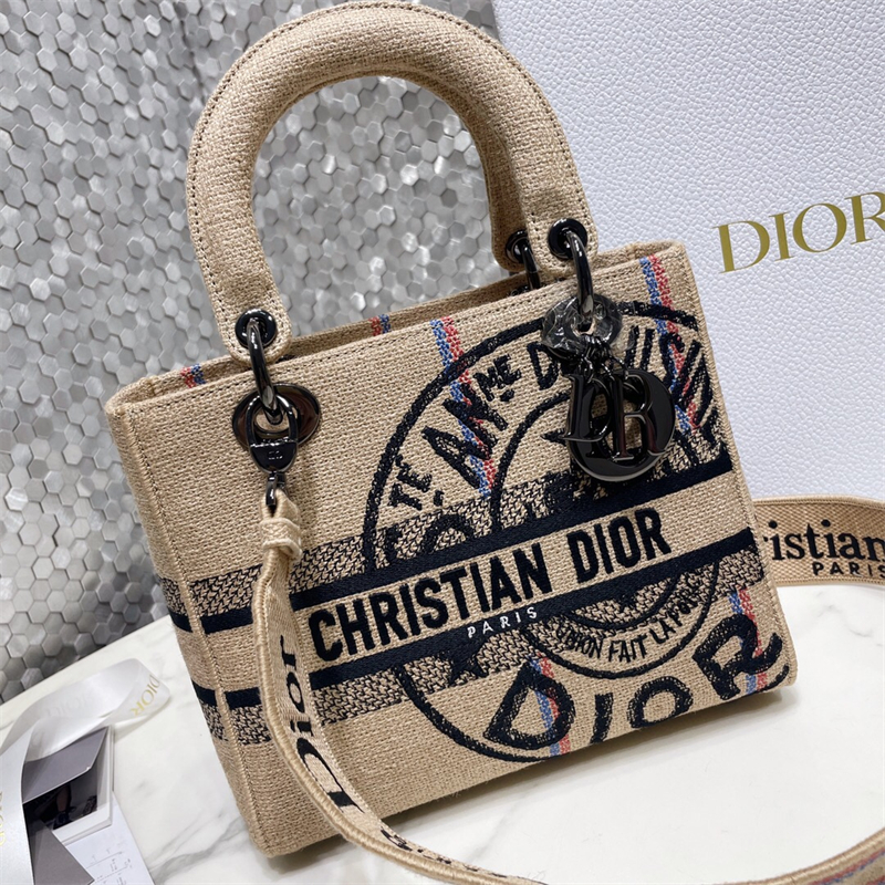 크리스챤 디올 미디움 레이디백   M0565 LI