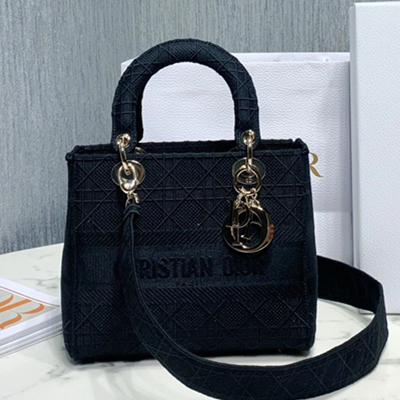 크리스챤 디올 미디움 레이디백   M0565 LI
