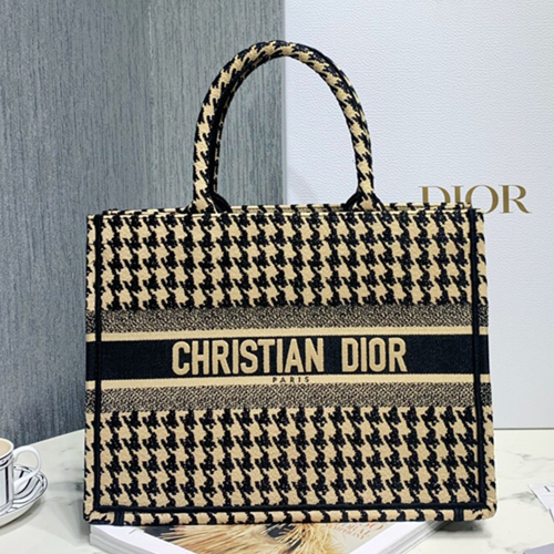 크리스챤 디올 북 토트백  M1286 2가지 사이즈 LI