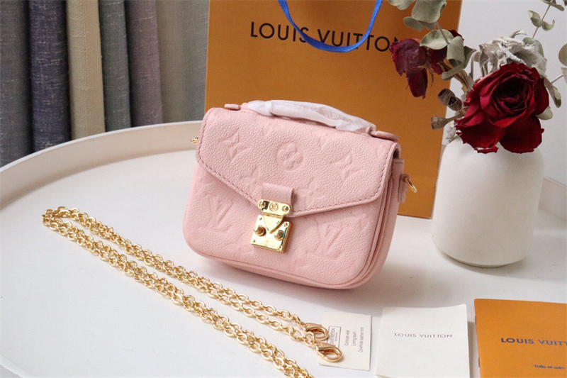 루이비통 마이크로 메티스 파우치 크로스백 M81390 XL