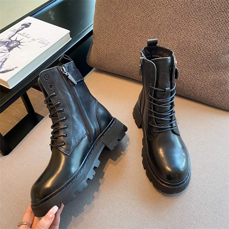 어그 2022 여성용  앵글부츠 WA1231 SH-D