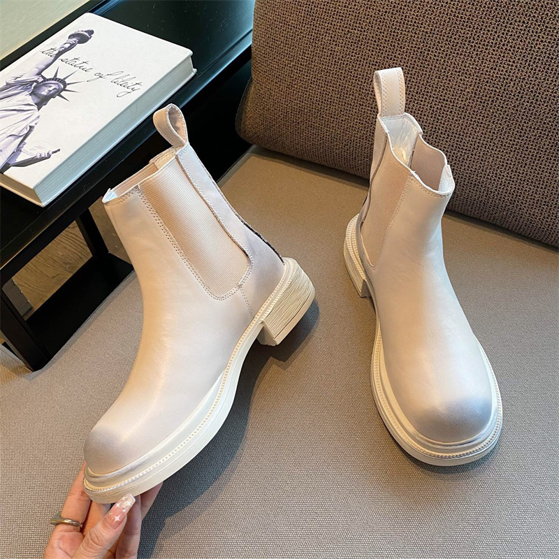 어그 2022 여성용  앵글부츠 WA1234 SH-D