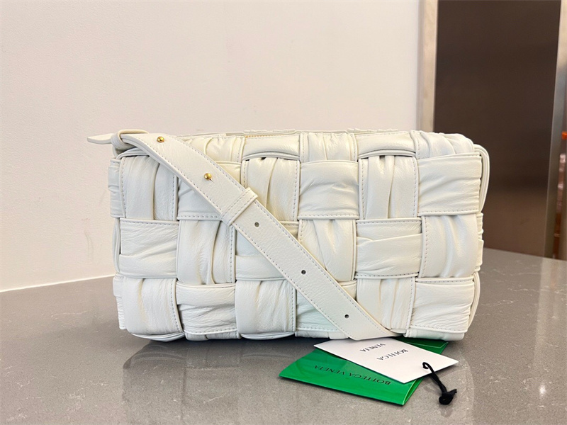 보테가베네타 숄더백  717090 BV