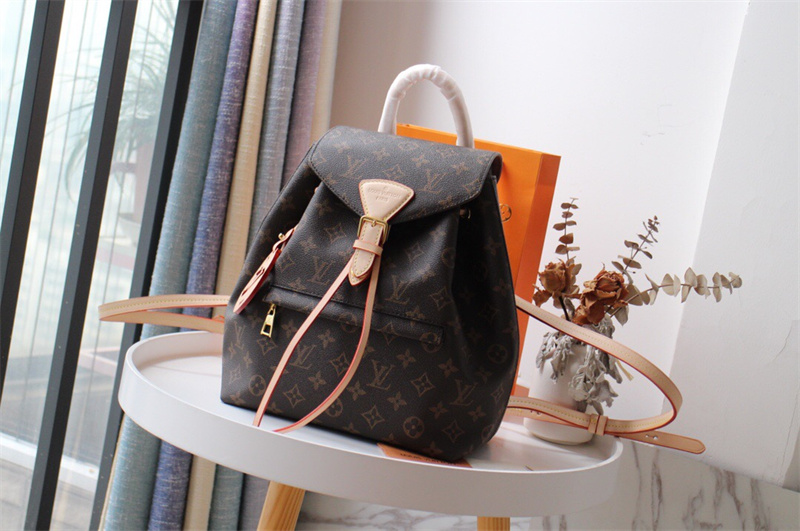 루이비통 몽수리 백팩 M45515 ZP