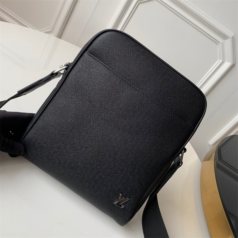 루이비통 알렉스 메신저 BB 크로스백 M30265 GZ