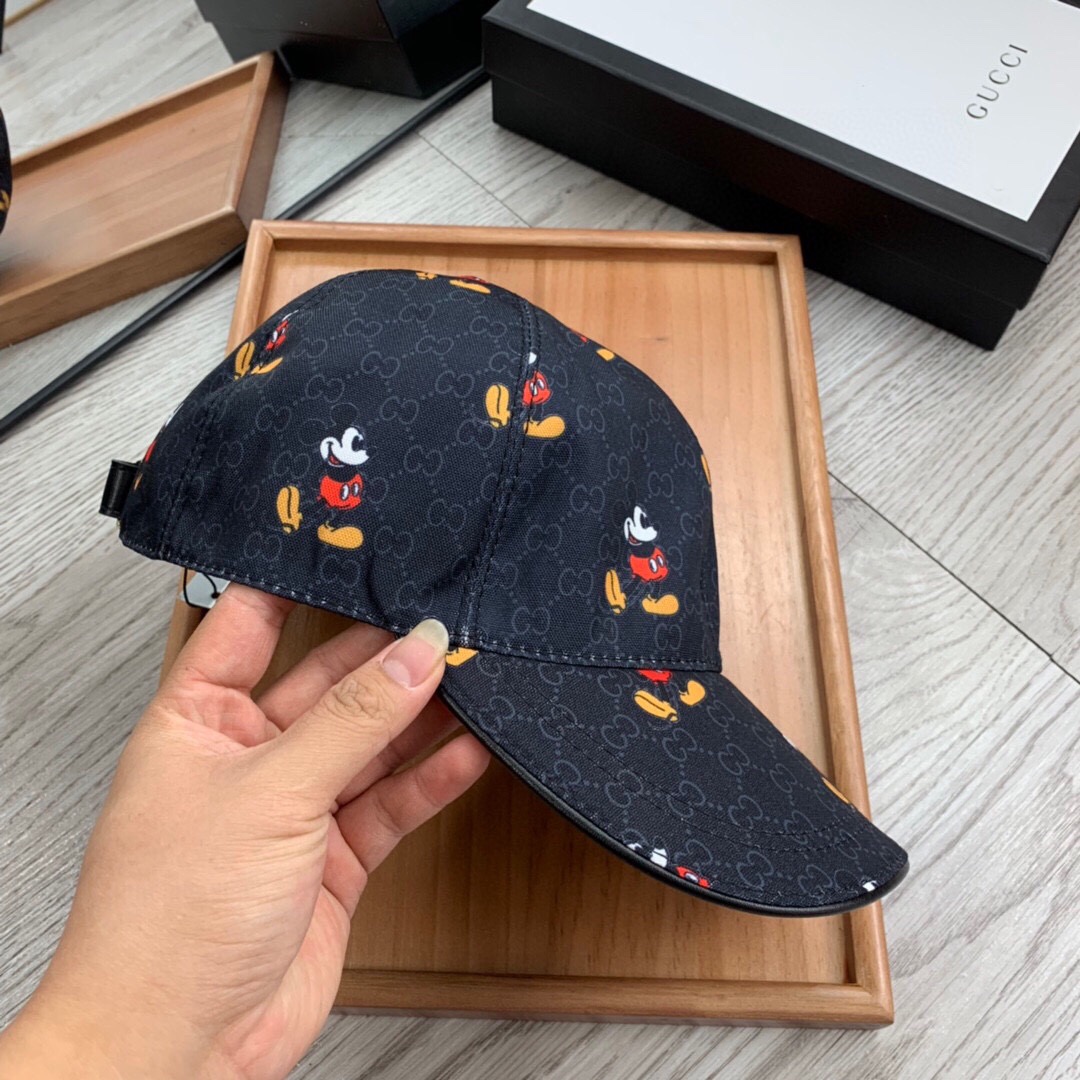 구찌 남여공용 볼캡모자 SN832 GT