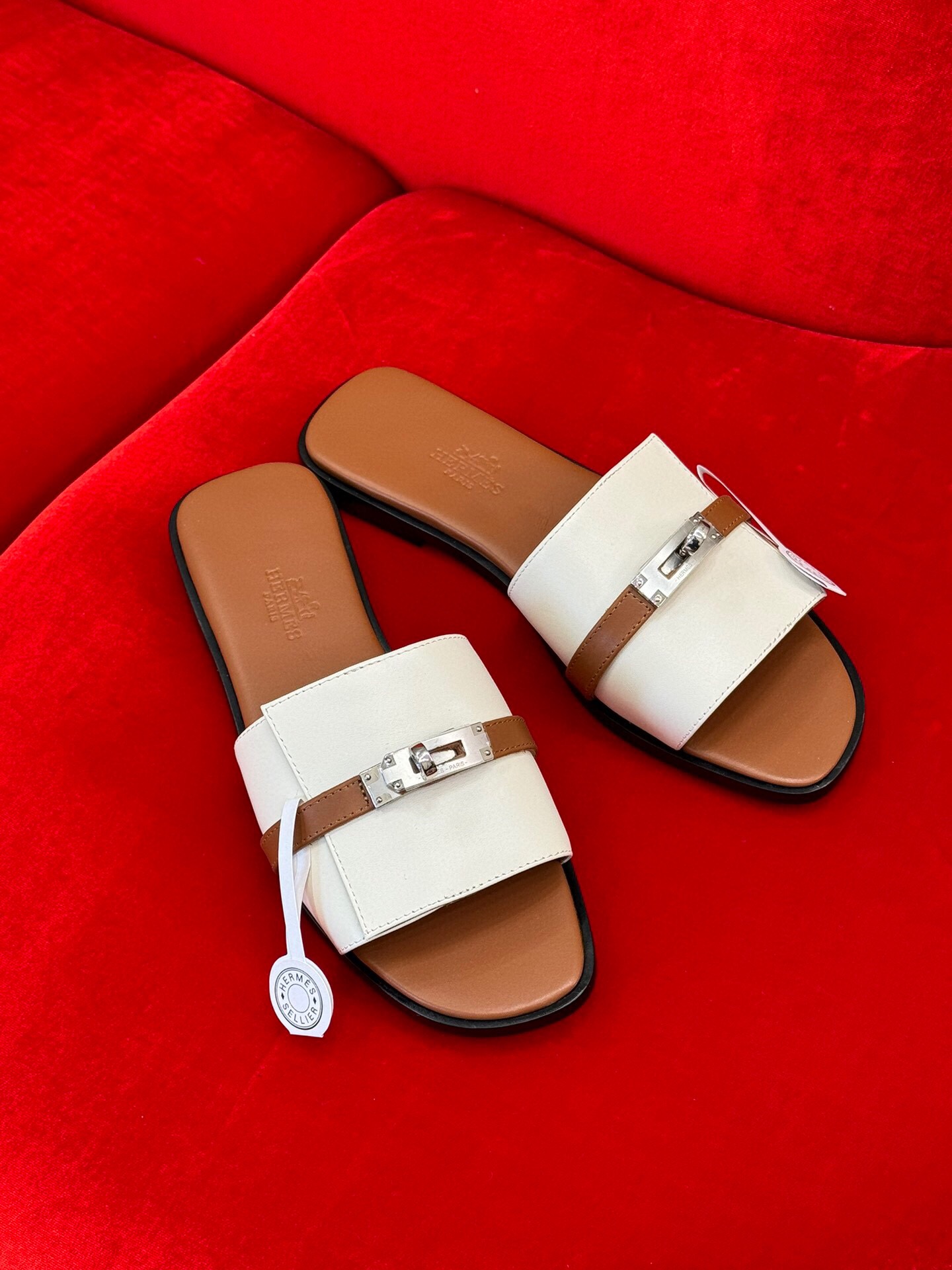 에르메스 2024 여성용  슬리퍼 WA3334 OS