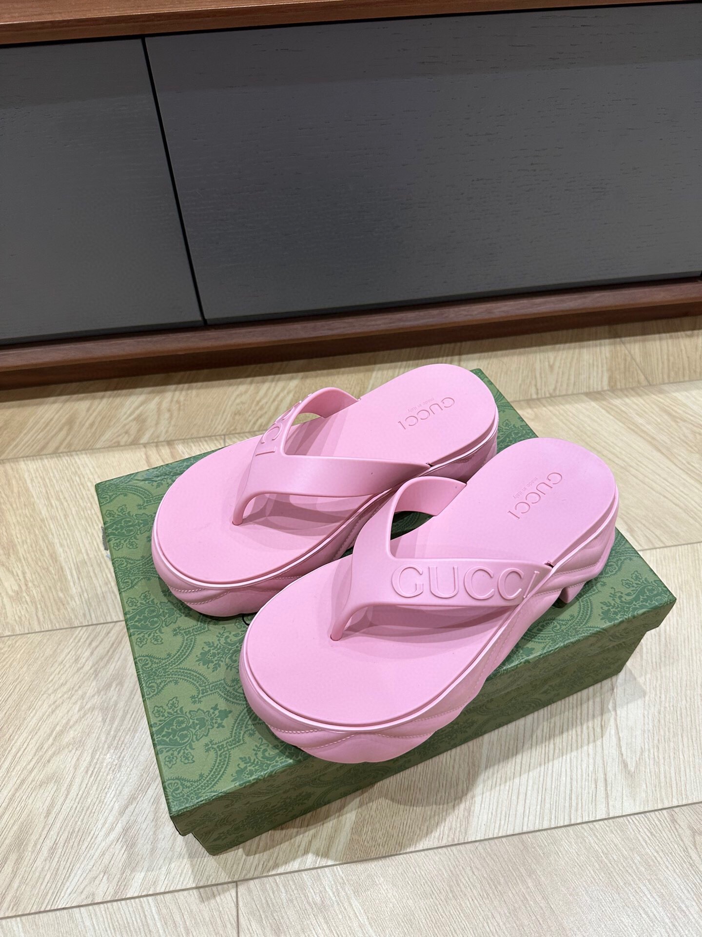 구찌 2024 여성용 PVC 슬리퍼 WA3336 OS