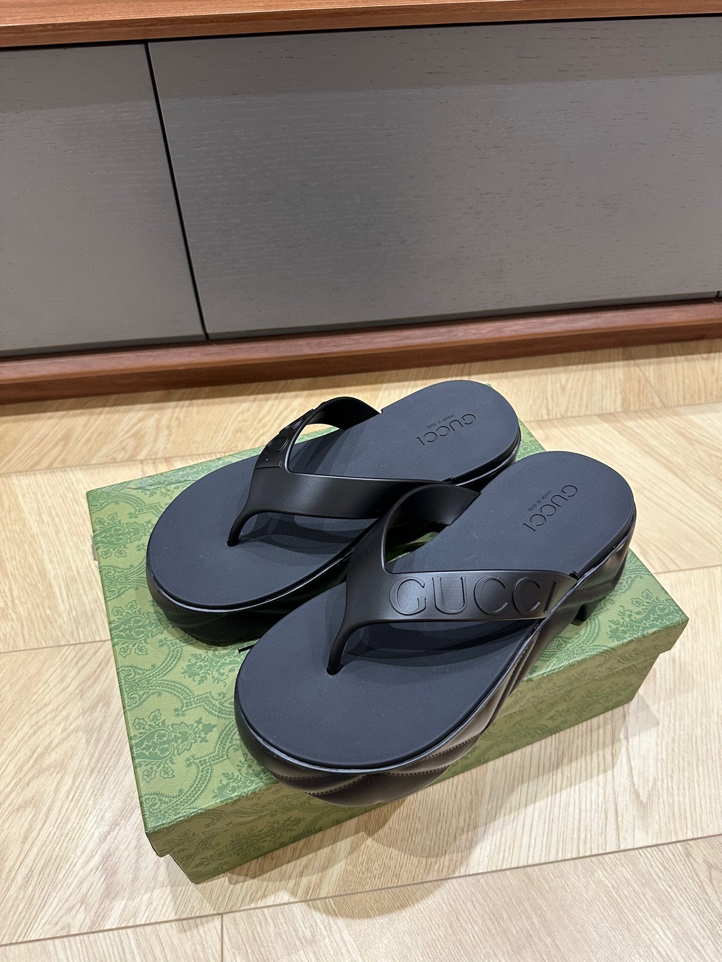 구찌 2024 여성용 PVC 슬리퍼 WA3338 OS