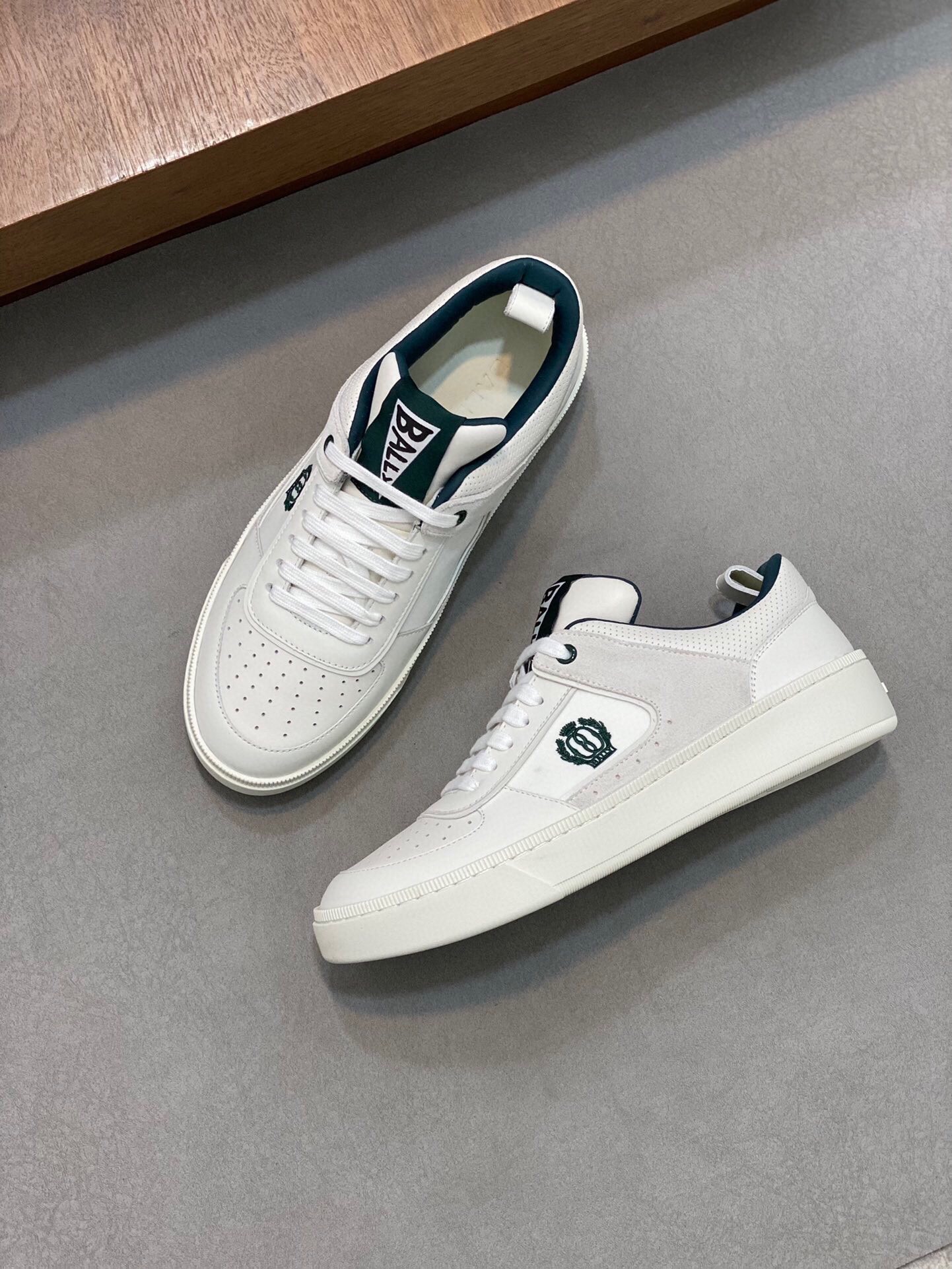 발리 2024 남성용 스니커즈 BL068 SH-E