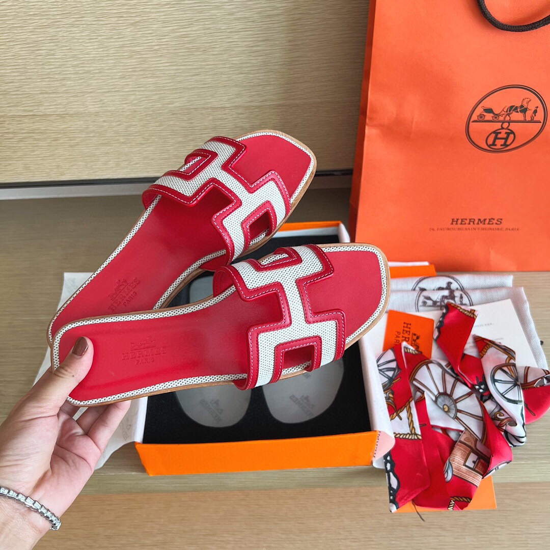 에르메스 2024 여성용  슬리퍼 WA3696 DN