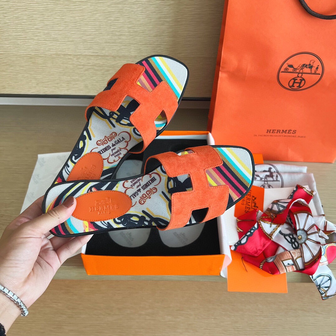 에르메스 2024 여성용  슬리퍼 WA3715 DN