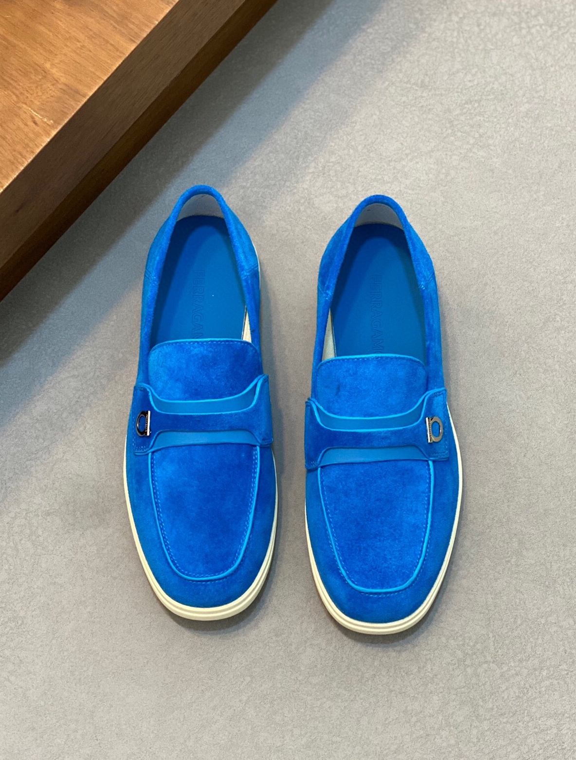 페라가모 2024 남성용 로퍼 FG153 SH-E