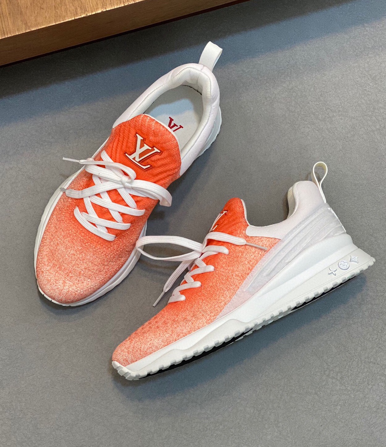 루이비통 2024 남성용 스니커즈 LV638 SH-E