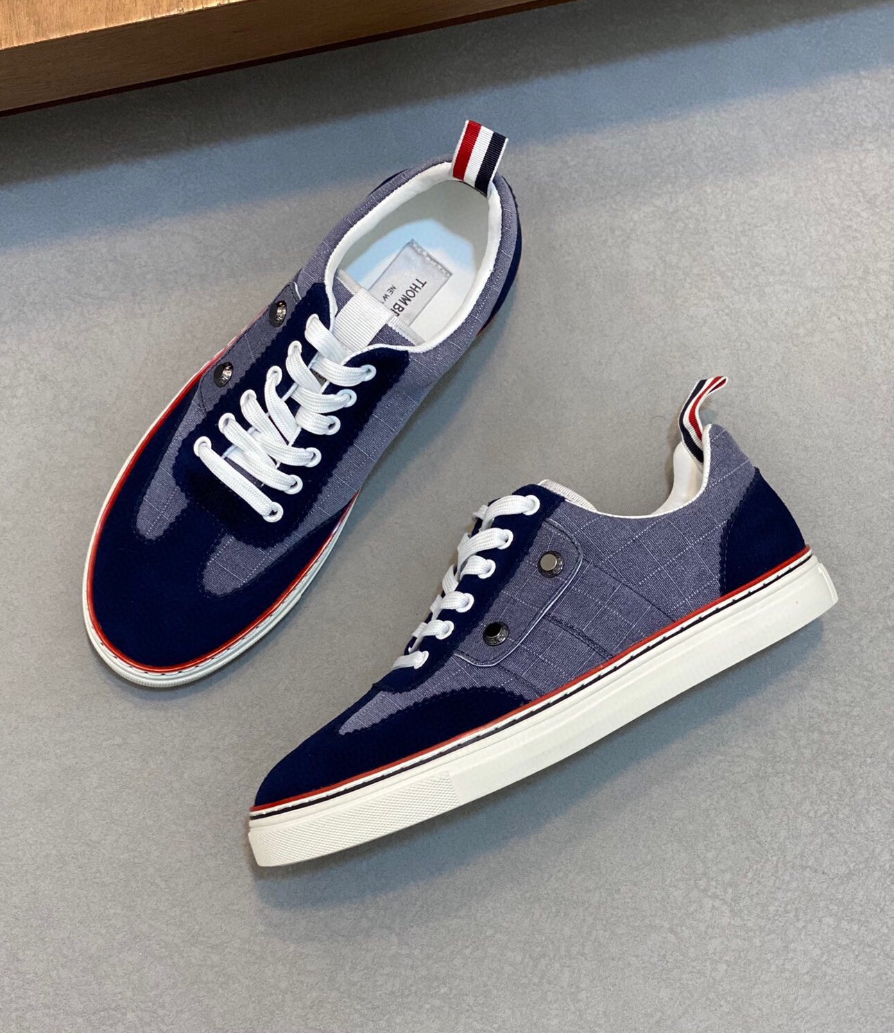 톰브라운 2024 남성용 스니커즈 TB034 SH-E