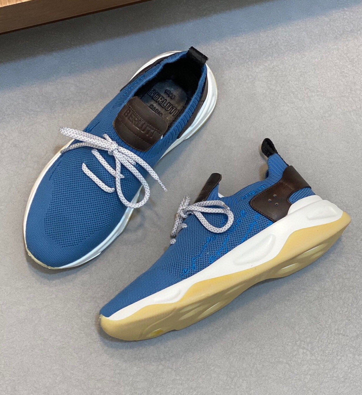 벨루티 2024 남성용 스니커즈 BL084 SH-E