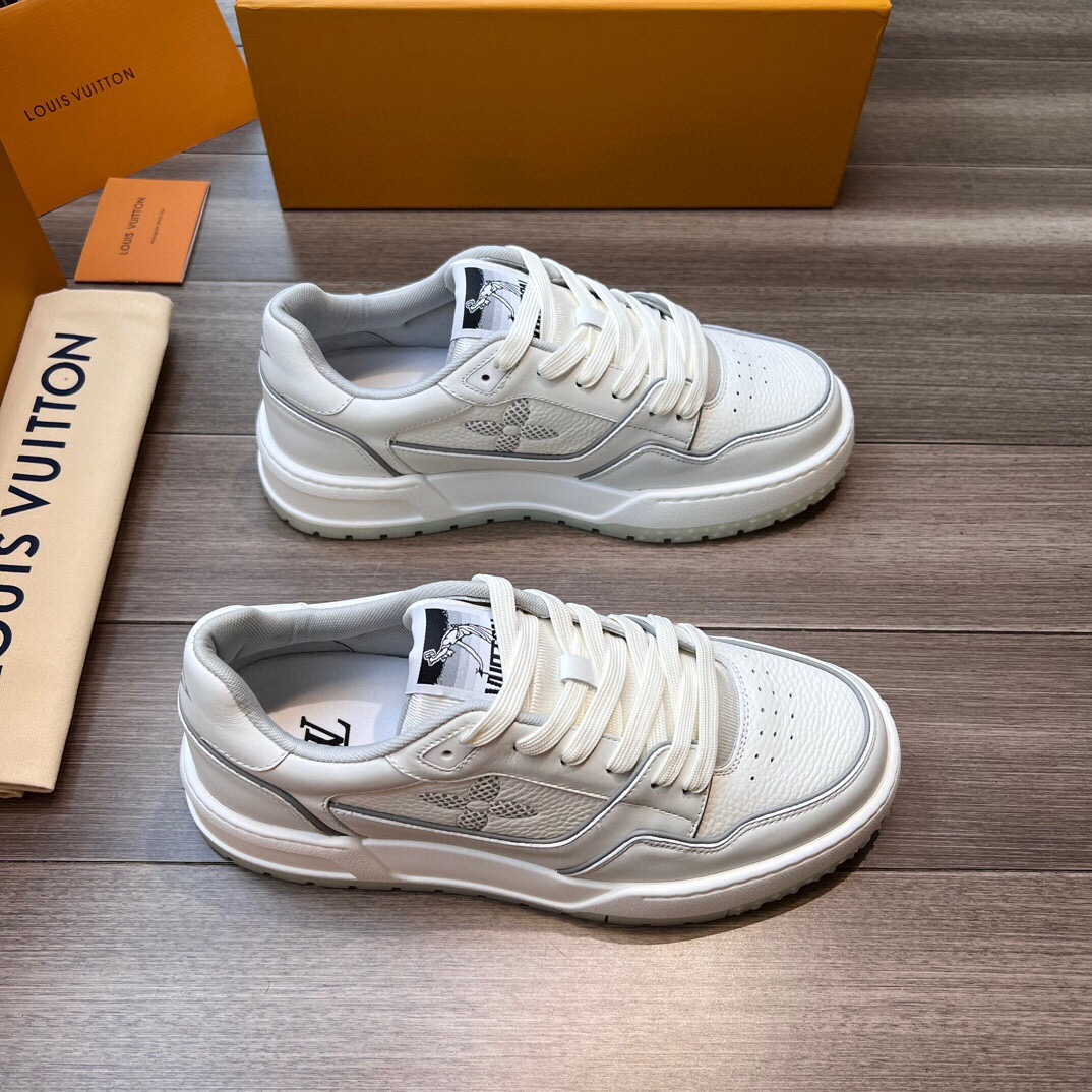 루이비통 2024 남성용 스니커즈 LV651 SH-E