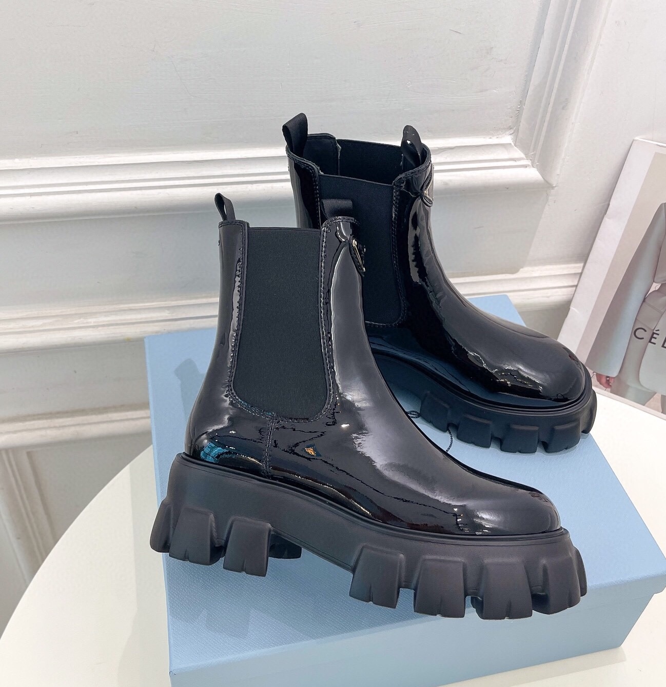 프라다 2024 여성용 부츠 WA4531 DN