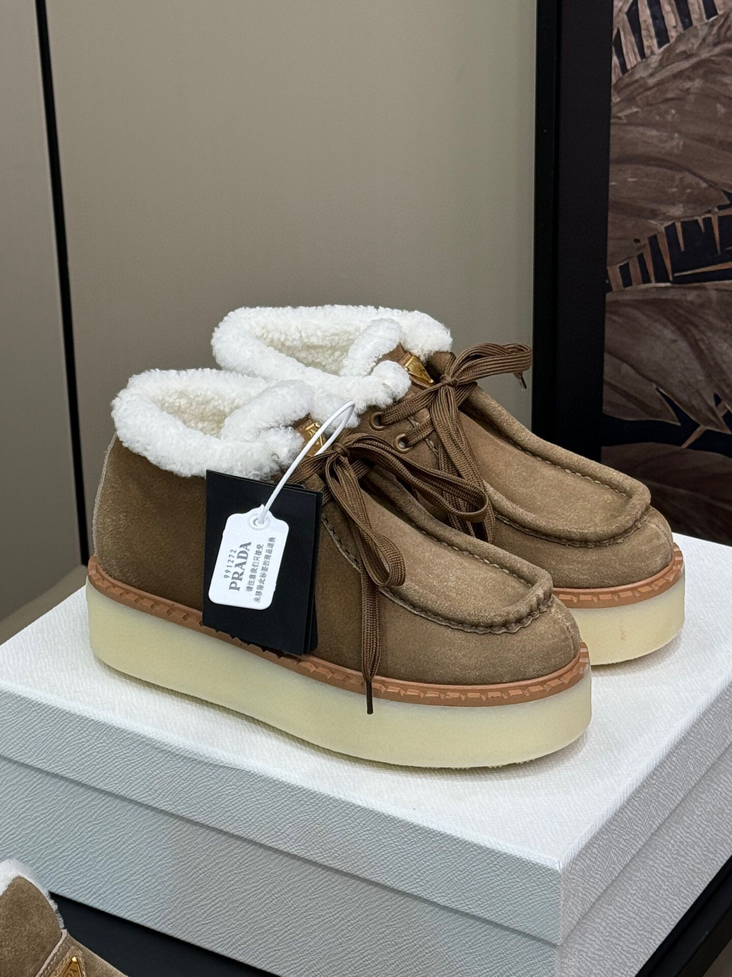 프라다 2024 여성용 스웨이드 로퍼 2개 디자인 WA4551 DN