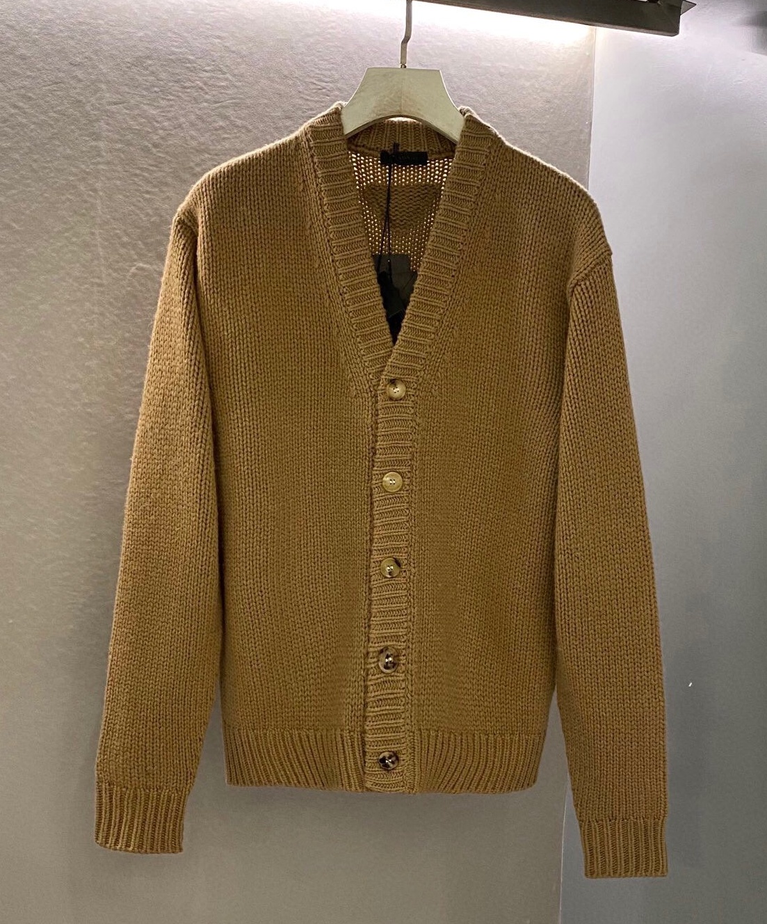 프라다 2025 남성용 캐시미어 가디건 PD1110 HD