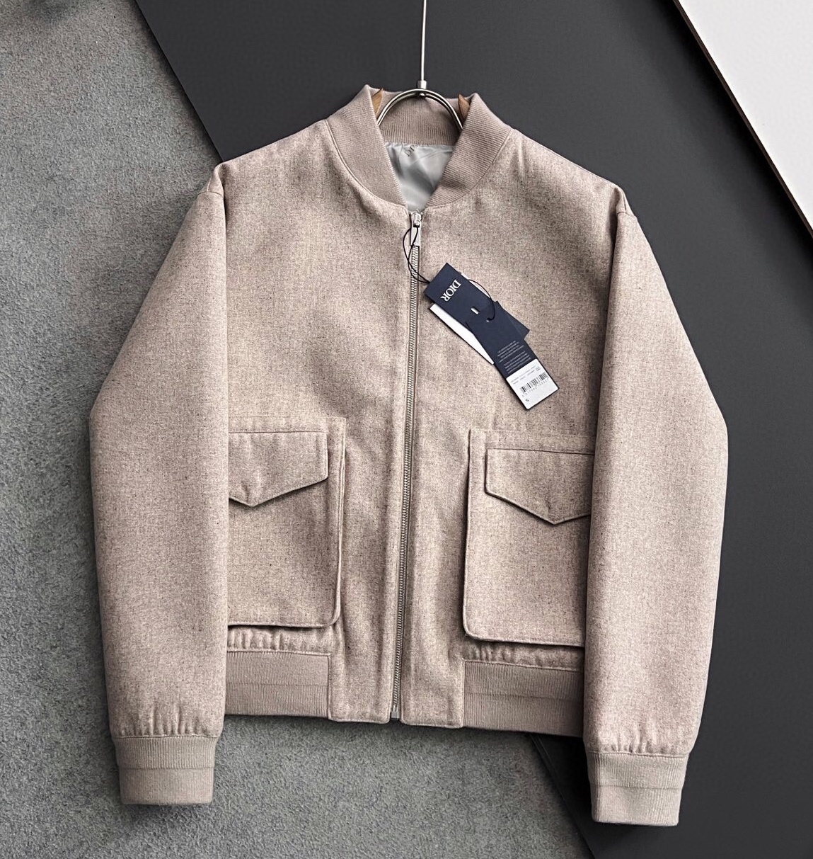 크리스챤 디올 2025 남성용 자켓 CD704 YB