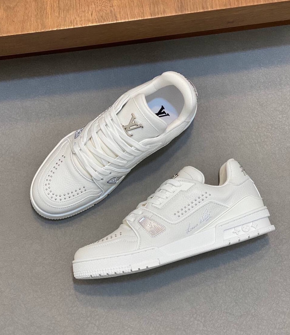루이비통 2025 남성용 스니커즈 LV699 SH-E