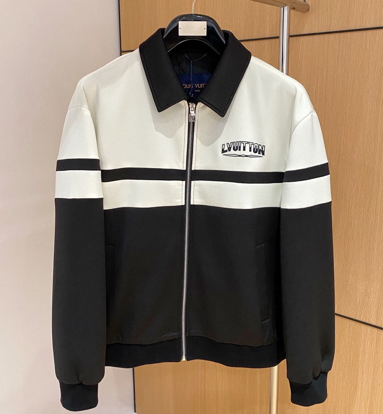 루이비통 2025 남성용 자켓 LV1578 YB