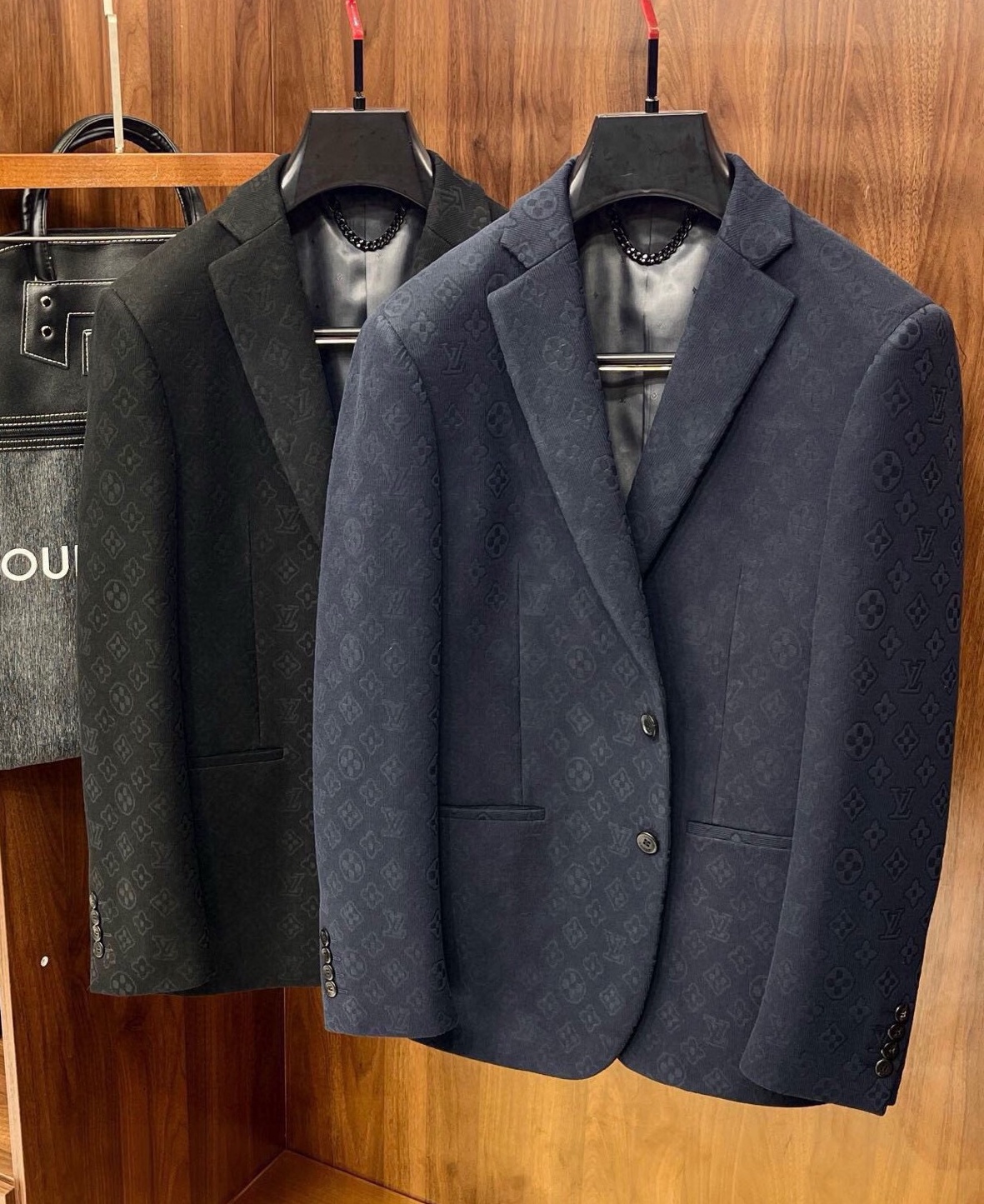 루이비통 2025 남성용 수트자켓 2컬러 LV1611 HD