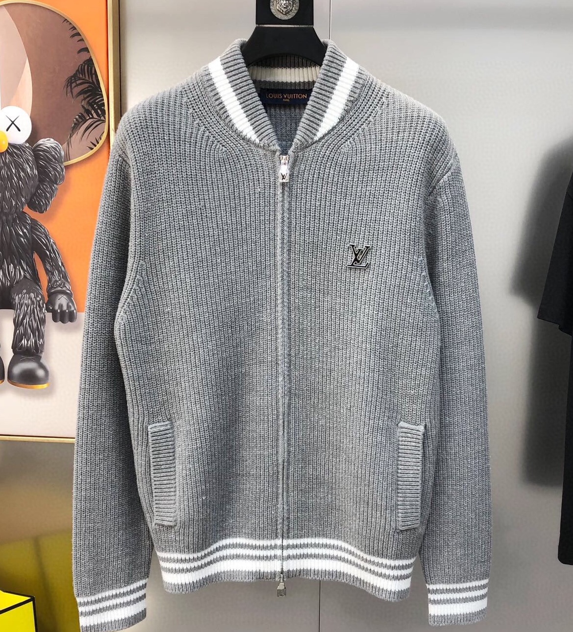 루이비통 2025 남성용 울 가디건 LV1643 PD