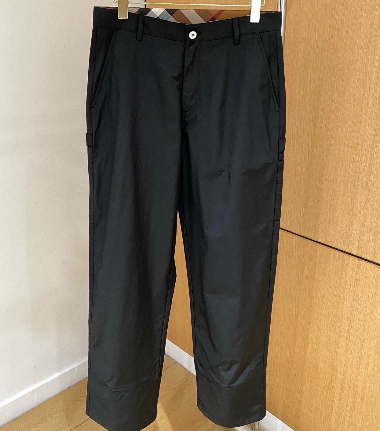 버버리 2025 남성용 바지 BU1187 YB