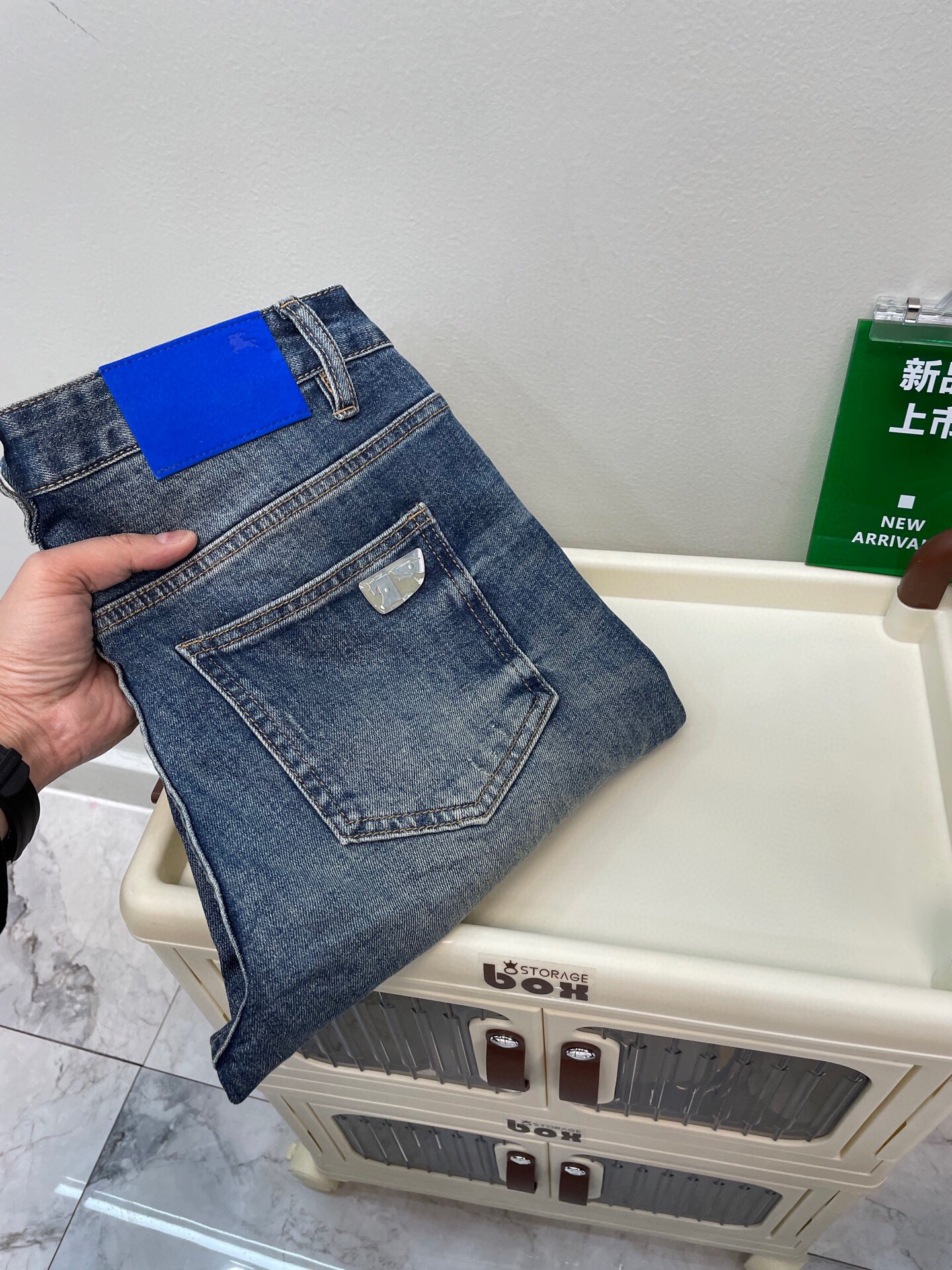 버버리 2025 남성용 청바지 BU1193 YB