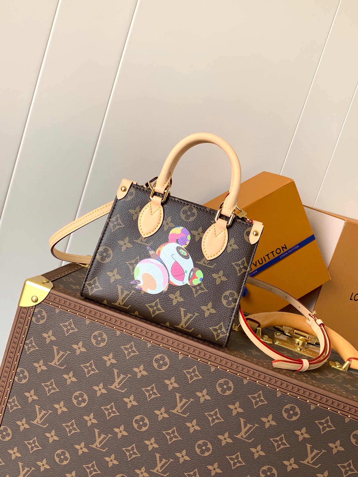 루이비통 LV x TM 판다 온더고 BB 토트백 M13668 NMW