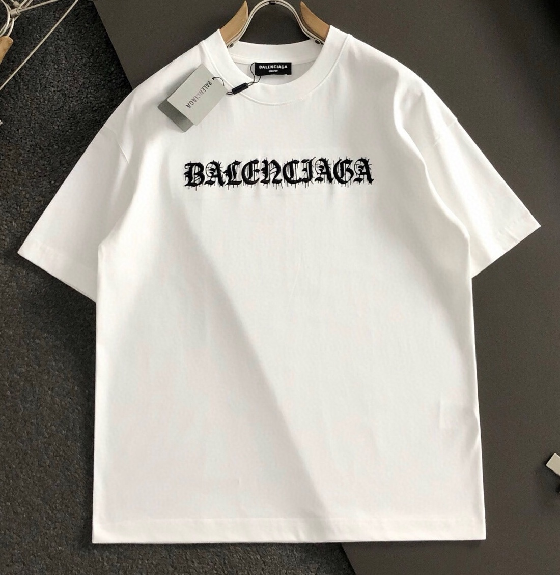 발렌시아가 2025 남성용 빈팔티 BL1190 YB