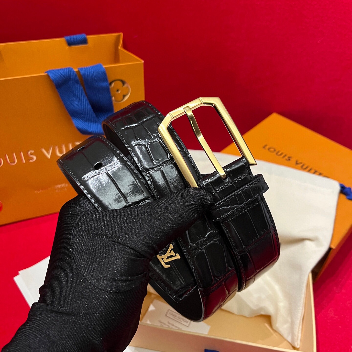 루이비통 2025 남성용 벨트 LV143 GD