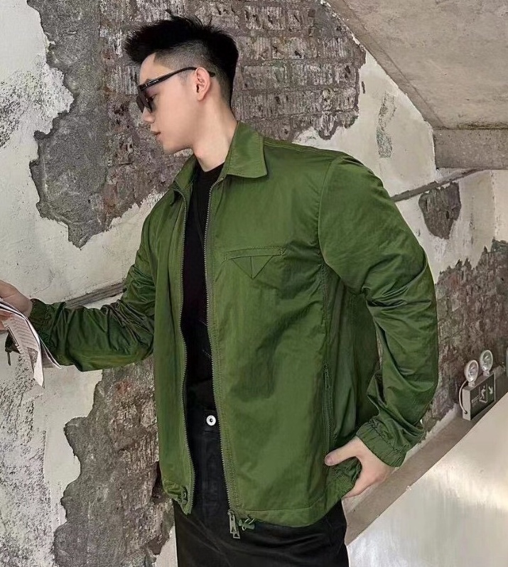 보테가베네타 2025 남성용 자켓  BV111 PD