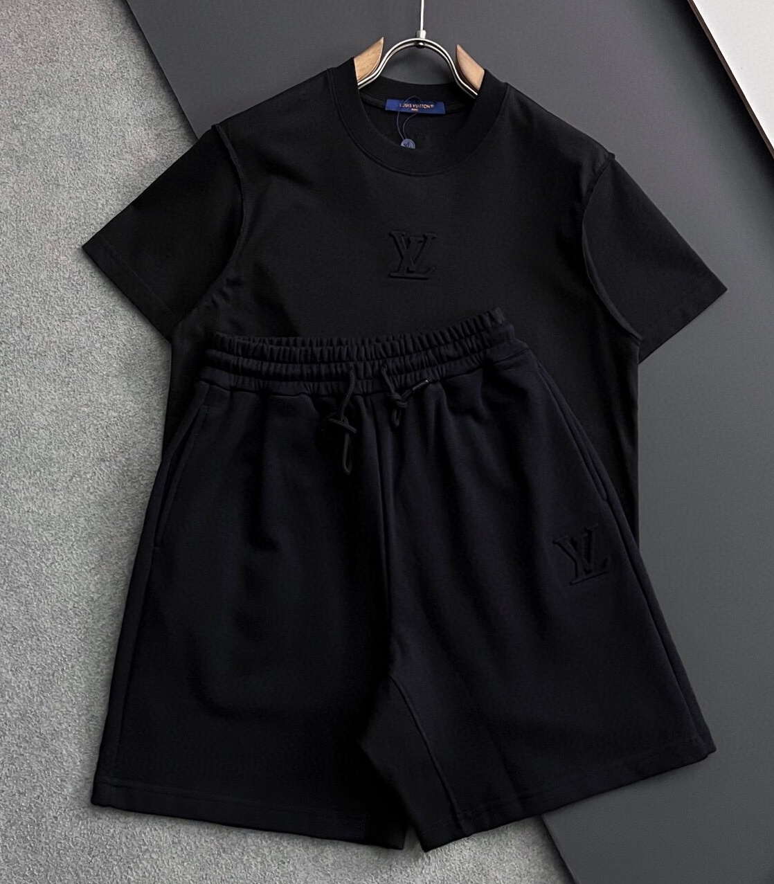 루이비통 2025 남성용 반팔세트 LV1765 YB