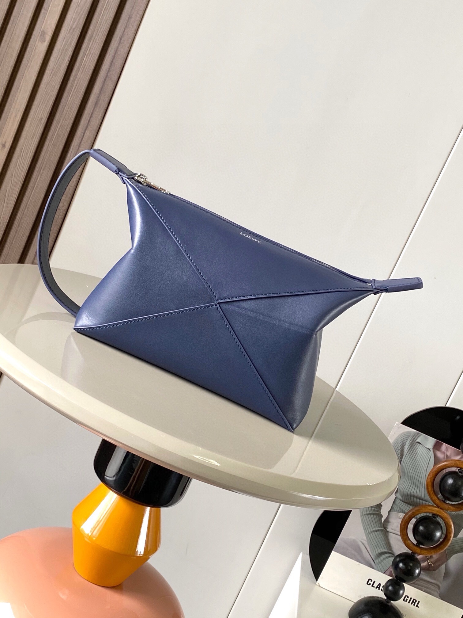 로에베 퍼즐 폴드 워시백-샤이니 카프시킨 어비스 네이비 MNW