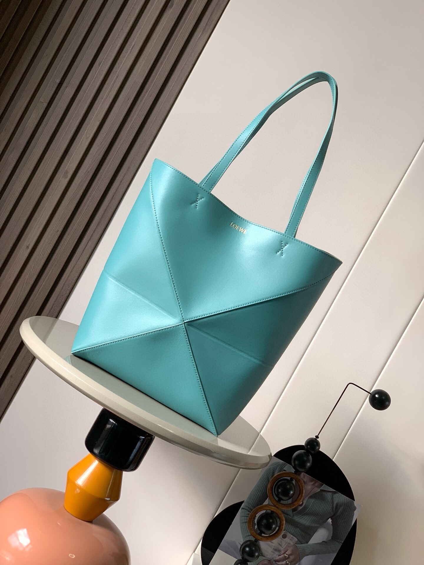 로에베 퍼즐 폴드 토트백 샤이니 카프스킨 -8 NMW