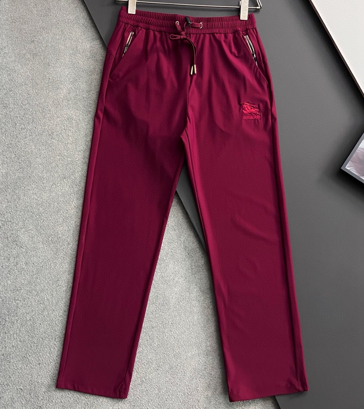 버버리 2025 남성용 바지 BU1224 YB